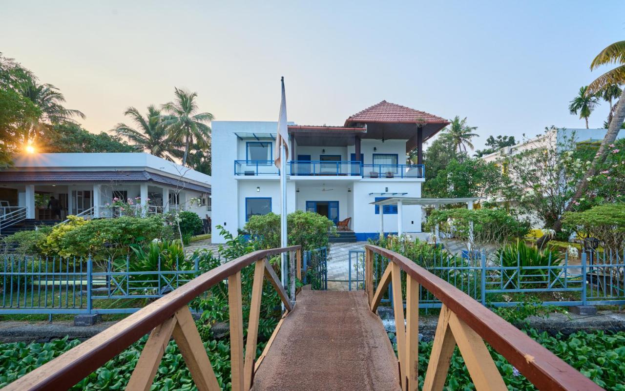 Seclude By The Lake, Alleppey Hotel Alappuzha Exterior foto